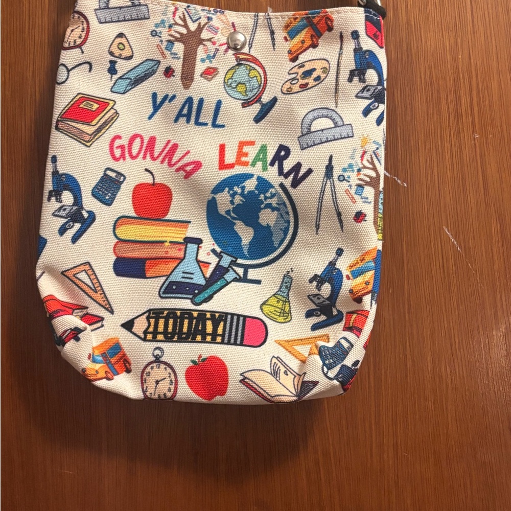 White 'Y'All Gonna Learn' Educational Print Crossbody Bag - Picture 5 of 15
